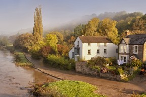 JiuyouAPP下载-哈登关键挡拆助力快船进攻节奏更快，哈登关键比赛