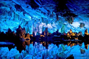 九游网页版官网入口-新闻中心开展员工关怀活动，员工关怀活动总结