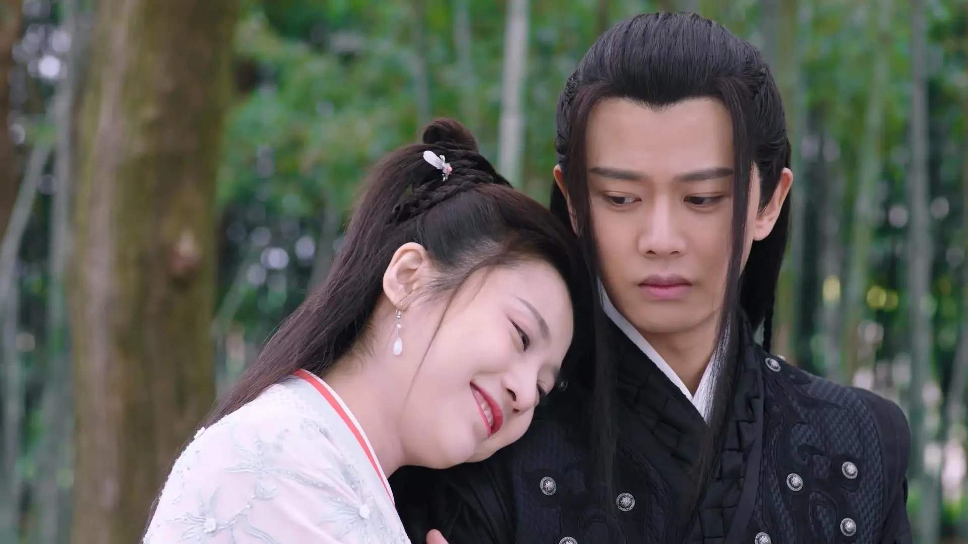 波尔曼的持球突破力与传球精准度,成为袋鼠队制胜关键,波尔兹曼